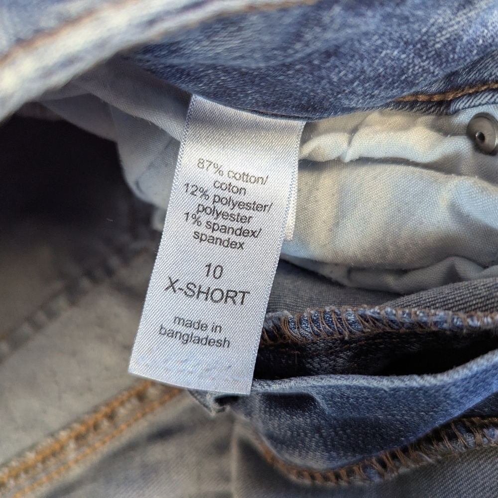 Maurices Mid Rise Jeans - Picture 4 of 5